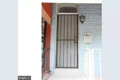 2522 W Montgomery Avenue, Philadelphia, PA 19121 - Photo 2