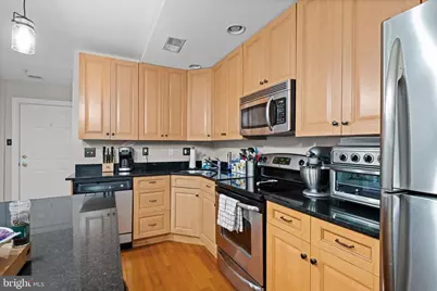 6 S Strawberry Street #10, Philadelphia, PA 19106 - Photo 12