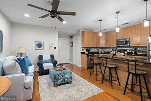 6 S Strawberry St, Philadelphia, PA 19106 - Photo 6