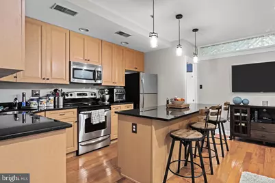 6 S Strawberry Street #10, Philadelphia, PA 19106 - Photo 10