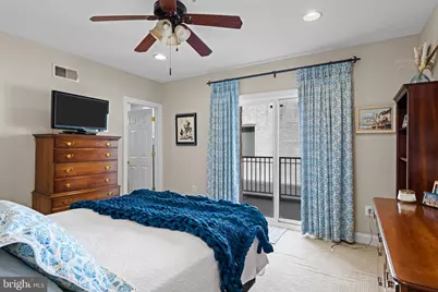 6 S Strawberry Street #10, Philadelphia, PA 19106 - Photo 14