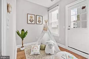 2144 E Tucker St, Philadelphia, PA 19125 - Photo 12