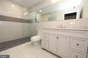 1822 E Glenwood St, Philadelphia, PA 19134 - Photo 8