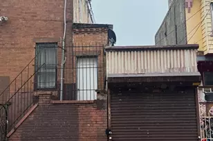 162 W Allegheny Ave, Philadelphia, PA 19133 - Photo 6