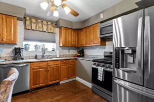 3670 Sussex Ln, Philadelphia, PA 19114 - Photo 8
