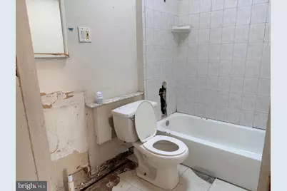 2511 S Millick Street, Philadelphia, PA 19142 - Photo 10