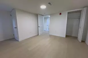 2005 Green St, Philadelphia, PA 19130 - Photo 2