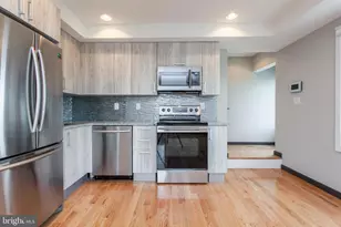 2553 Montrose St, Philadelphia, PA 19146 - Photo 6
