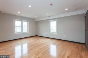 2553 Montrose St, Philadelphia, PA 19146 - Photo 2