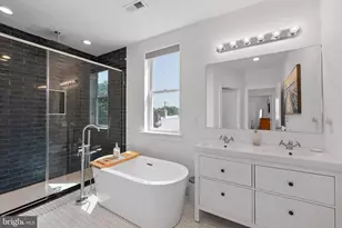 3024 Titan St, Philadelphia, PA 19146 - Photo 14