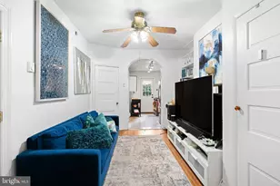 320 S Juniper St, Philadelphia, PA 19107 - Photo 2