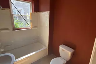 1406 W Pacific St, Philadelphia, PA 19140 - Photo 26