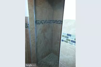 211 S 45th Street, Philadelphia, PA 19104 - Photo 6