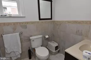 211 S 45th St, Philadelphia, PA 19104 - Photo 12
