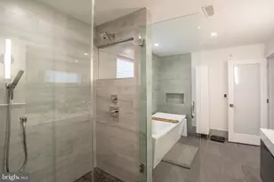 1343 S Garnet St, Philadelphia, PA 19146 - Photo 28