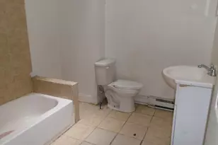 5829 Warrington Ave, Philadelphia, PA 19143 - Photo 16