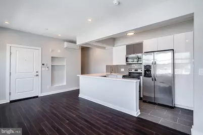 17 S 44th Street #UNIT 4, Philadelphia, PA 19104 - Photo 2