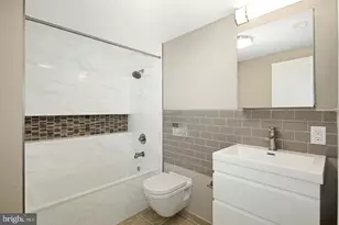 17 S 44th St, Philadelphia, PA 19104 - Photo 10