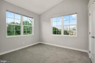 17 S 44th St, Philadelphia, PA 19104 - Photo 12
