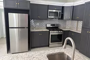 4526 E Stiles St, Philadelphia, PA 19124 - Photo 10