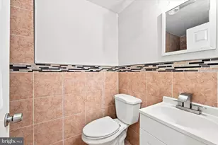 406 Pierce St, Philadelphia, PA 19148 - Photo 12