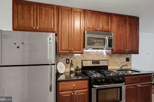 406 Pierce St, Philadelphia, PA 19148 - Photo 6