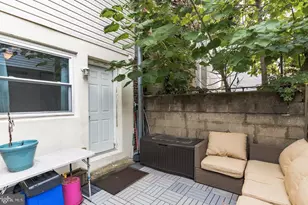 406 Pierce St, Philadelphia, PA 19148 - Photo 14
