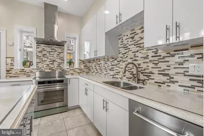 2515 S 16th Street, Philadelphia, PA 19145 - Photo 2