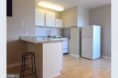 2601 Pennsylvania Avenue #827, Philadelphia, PA 19130 - Photo 2