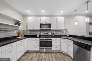 743 S 52nd St, Philadelphia, PA 19143 - Photo 10