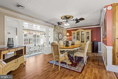 896 Pine Hill Rd, Philadelphia, PA 19115 - Photo 6