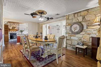 896 Pine Hill Rd, Philadelphia, PA 19115 - Photo 16