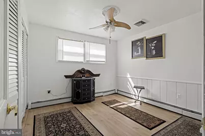 896 Pine Hill Rd, Philadelphia, PA 19115 - Photo 18
