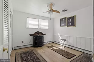 896 Pne Hl Rd, Philadelphia, PA 19115 - Photo 18