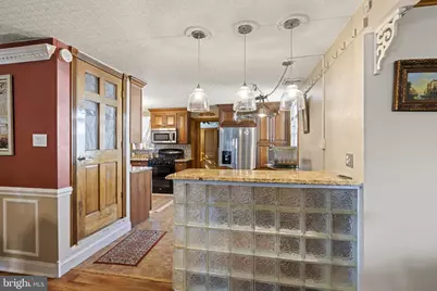 896 Pine Hill Rd, Philadelphia, PA 19115 - Photo 8