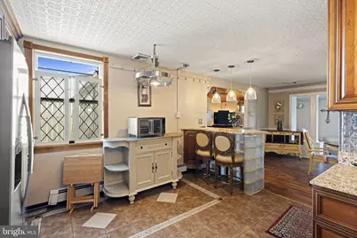 896 Pine Hill Rd, Philadelphia, PA 19115 - Photo 10
