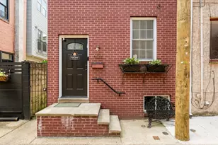 602 Clymer St, Philadelphia, PA 19147 - Photo 2