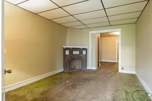 3825 Elsinore St, Philadelphia, PA 19124 - Photo 2