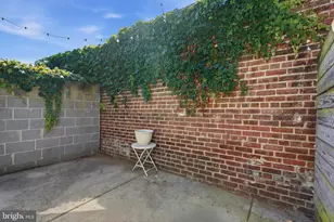 2663 Martha St, Philadelphia, PA 19125 - Photo 12