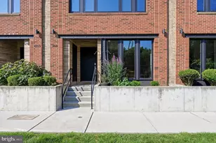 4561 Riverside Way, Philadelphia, PA 19127 - Photo 4
