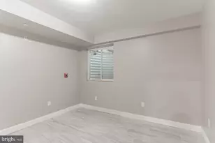 667 N 39th St, Philadelphia, PA 19104 - Photo 18