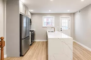 2251 S Hicks St, Philadelphia, PA 19145 - Photo 4