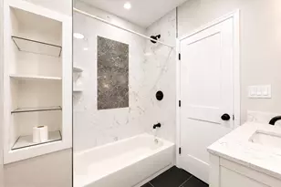 2251 S Hicks St, Philadelphia, PA 19145 - Photo 14