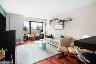2001 Hamilton St, Philadelphia, PA 19130 - Photo 1