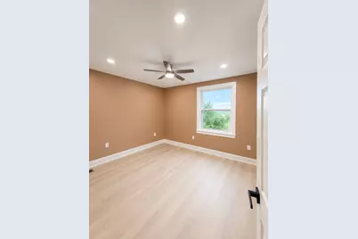 2534 Bonaffon Street, Philadelphia, PA 19142 - Photo 24