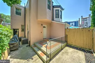 1748 Tulip St, Philadelphia, PA 19125 - Photo 38