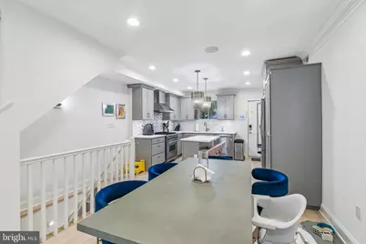 2045 Saint Albans Street, Philadelphia, PA 19146 - Photo 10