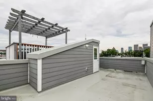 2045 St Albans St, Philadelphia, PA 19146 - Photo 30
