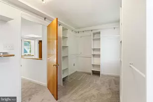 341 S 5th St, Philadelphia, PA 19106 - Photo 38