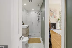 1108 Spruce St, Philadelphia, PA 19107 - Photo 24